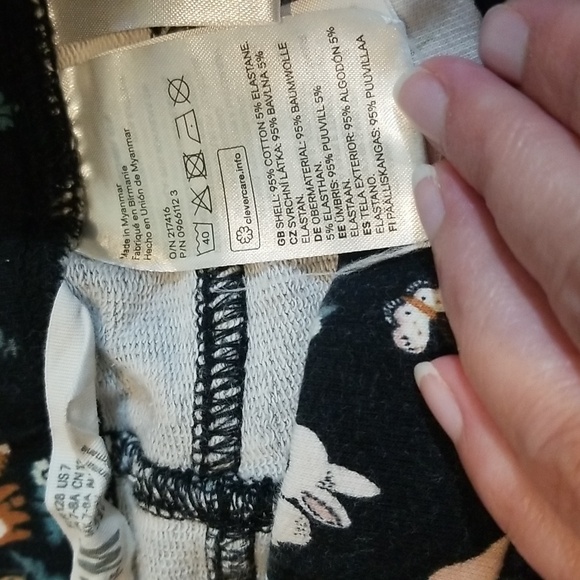 H&M black leggings with unicorn print girls medium 7-8 EUC - Picture 5 of 8